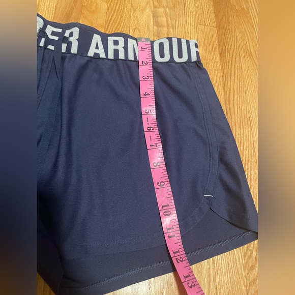 C Women's under armour athletic shorts - Picture 4 of 6